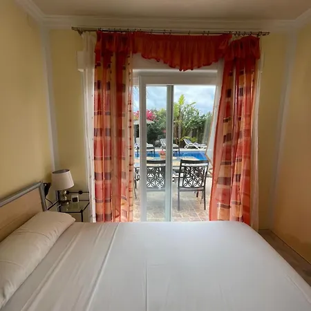 Hayahay With Private Pool & Amazing View Villa