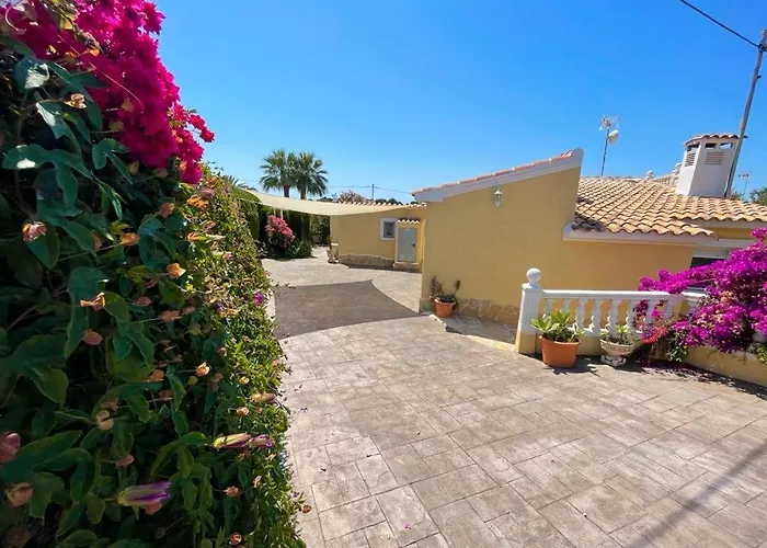 Hayahay With Private Pool & Amazing View