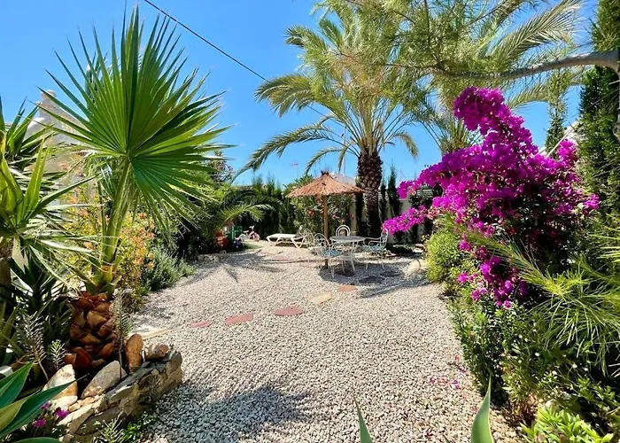 Hayahay With Private Pool & Amazing View Villa *