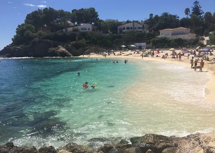 Hayahay With Private Pool & Amazing View Villa